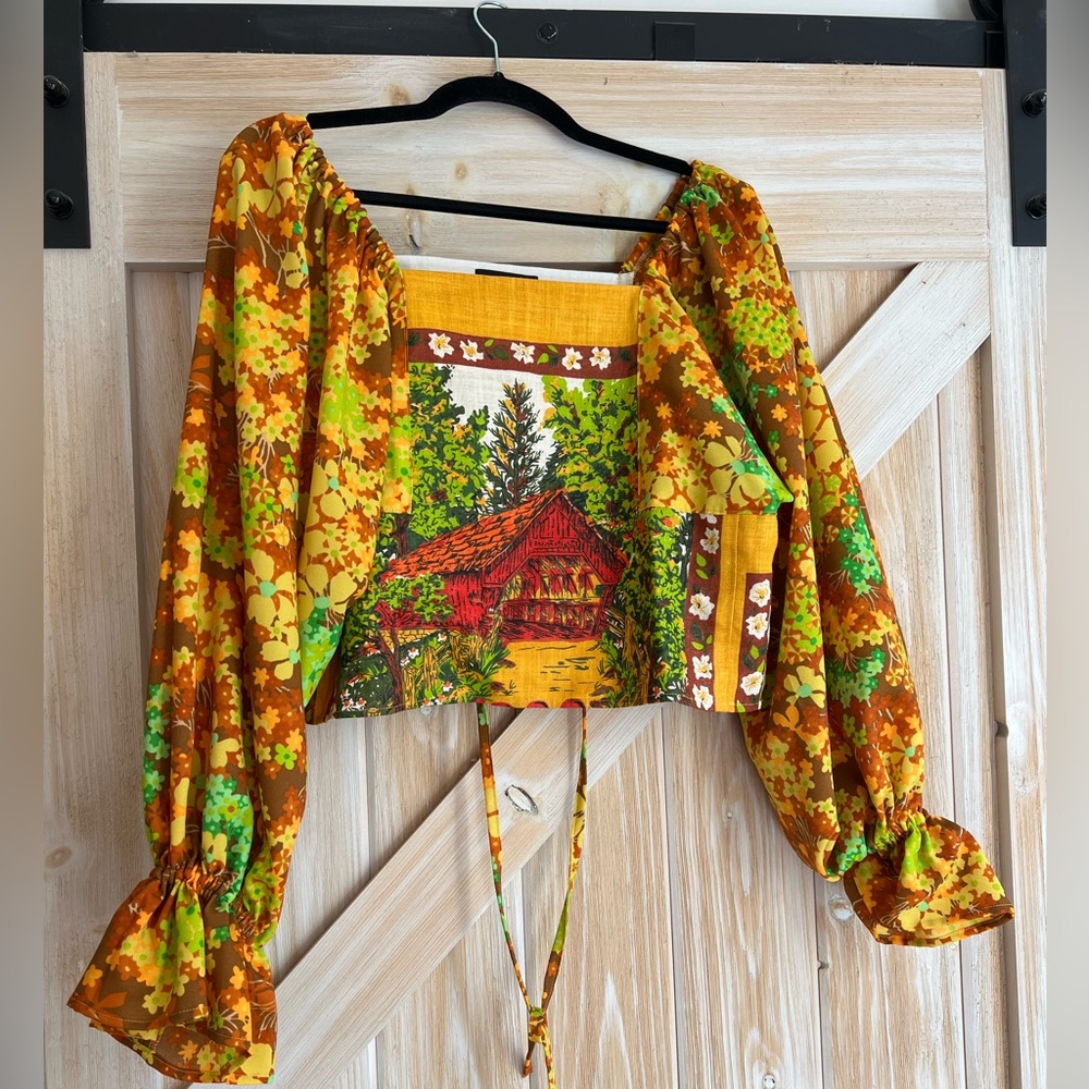 SELINA SANDERS FALL THEME TEA TOWEL HANDMADE Puff Sleeve Top Red Cabin Medium - Picture 3 of 12